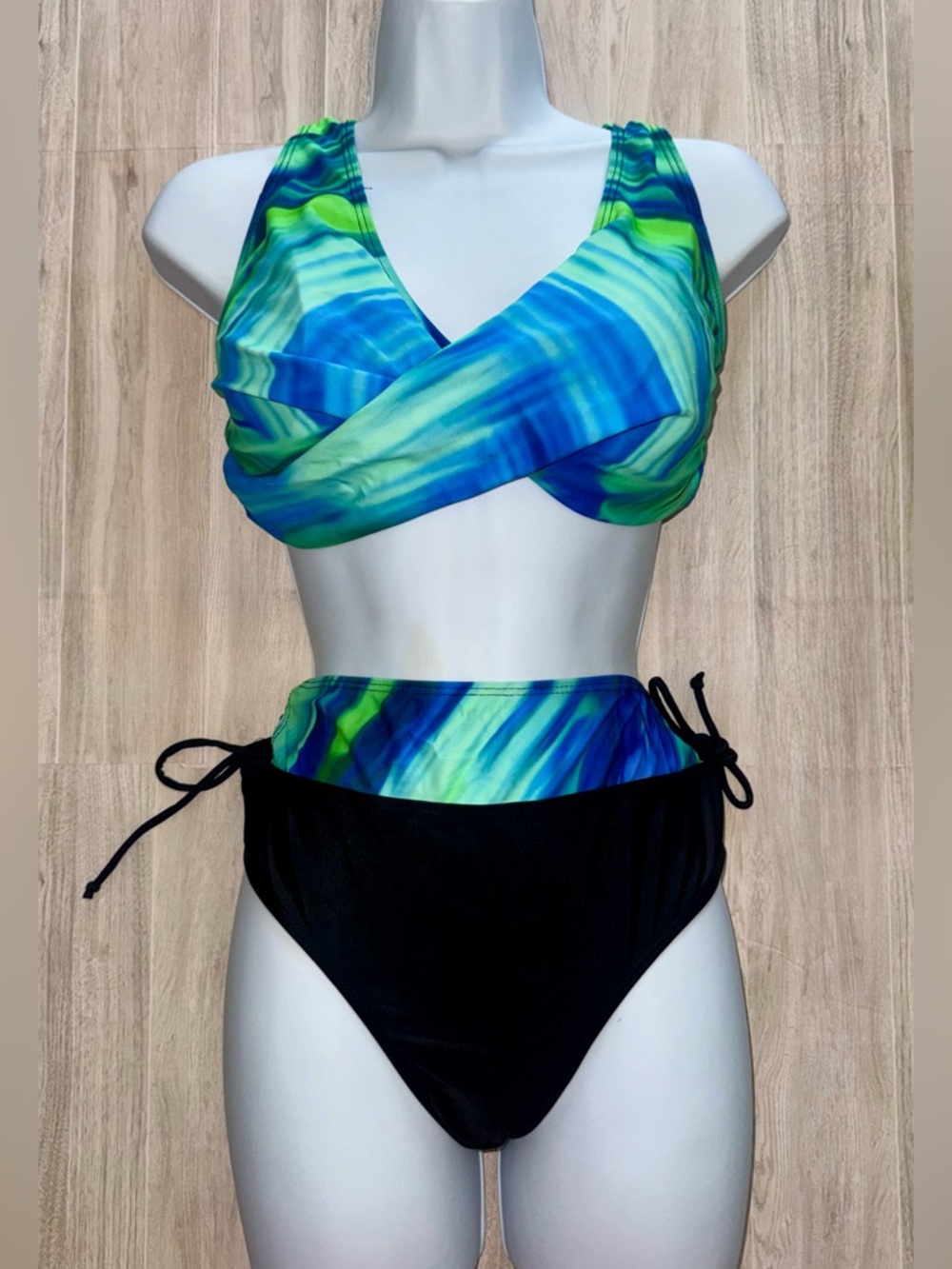 High-Waist Two-Piece Swim Set in Vibrant Blue-Green Wave & Black